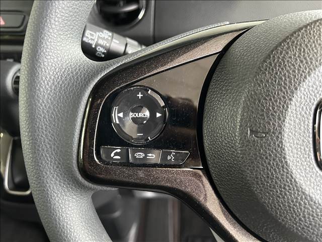 ご納車後も安心、安全なお車にお乗りいただく為にお得な保証パックもご用意しております。軽スマイルは、ご成約から納車後までお客様の大切なお車のサポートをさせていただきます！