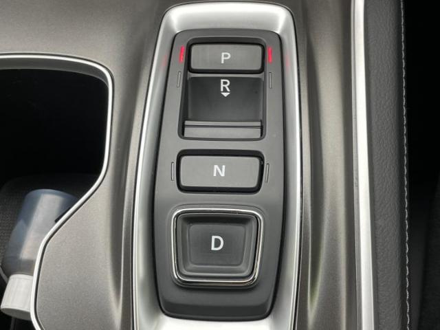 お車に合わせて無料保証以外にも、保証範囲、期間、距離を拡充させた有料保証もご用意しております！中古車の購入が初めてで不安・・・というお客様もご安心ください！
