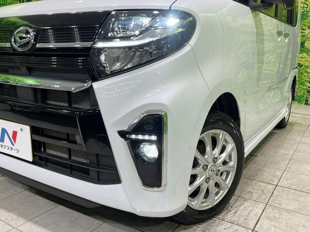 【LEDヘッドライト】悪天候や夜間走行時も良好な視界を確保し安心して運転できる高輝度LEDヘッドライトを装備！点灯速度が早く、消費電力も抑えられています。