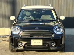 北関東高速 宇都宮上三川ICより車で3分。宇都宮インターパークにあります。弊社グループ内在庫100台以上！