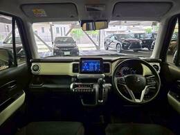 アイポイントが高く見晴らしの良い運転席です！