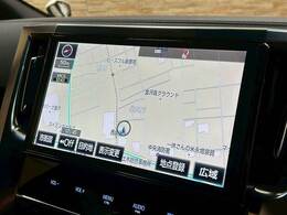 【純正10型ナビ】装備でフルセグTV視聴やCD、DVD、Bluetooth等充実装備。