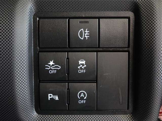 スマートアシストを搭載したサポカーS車です。