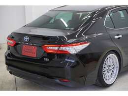 リアもカッコよく仕上がっております！！