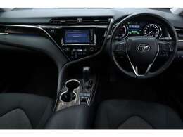 70カムリならではな高級感のある内装となっております！