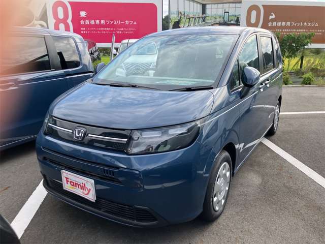 【オールメーカー新車・未使用車 取り扱い専門店】 岐阜県内に3店舗展開中！！ 県内最大級の総在庫1,000台の大型展示場でお待ちしております♪