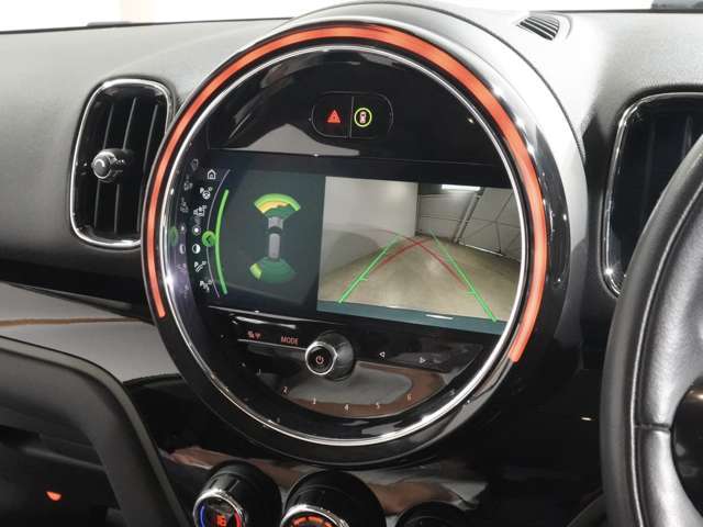 ■総在庫250台を遠方のストックヤードなどにも保管しておりますので、ご来店前にお電話いただけるとスムーズにご商談いただけます。■月曜定休日■カーセンサーフリーダイヤル：0078-6002-825402