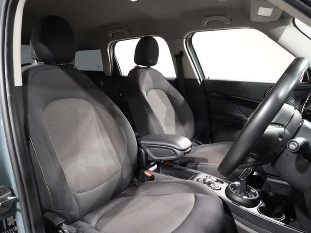 ■※注意※ショールーム以外のモータープールにて保管している車輌が多数あるため、実車をご覧になりたい場合は、お手数ですがご来店前に事前確認のご連絡を頂きますようお願い致します。