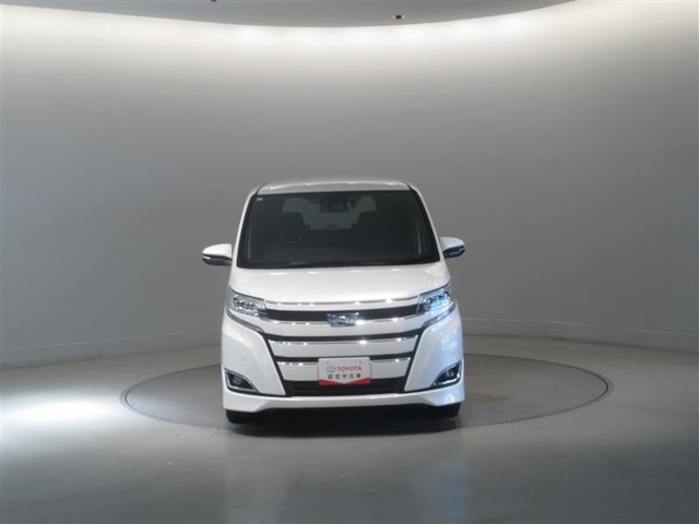 サービス工場完備。車検・メンテもお任せください！
