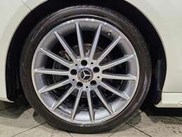 遠方のお客様にも安心してお買い求め頂けるよう、精一杯お手伝いさせて頂きます。安心してお車選びが出来るよう、第三者機関による徹底した『車両検査』を行っております。