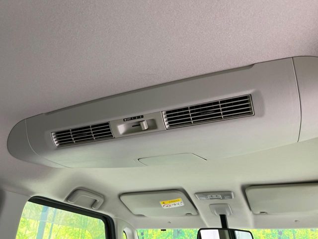 【サーキュレーター】エアコンの風を後部座席まで届けてくれ、広い車内空間でも素早く快適な温度になります♪真夏や真冬に便利な機能です。