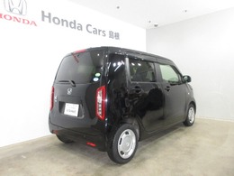 ボディ色はクリスタルブラック・パールです。