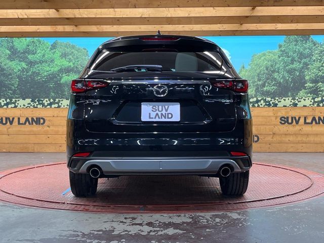 安心の最長10年・走行無制限保証（有償）をご用意。保証内容も充実はもちろん、無料点検＆オイル交換や、年中無休の全国・24時間ロードサービスも付帯されておりますのでご安心下さい。