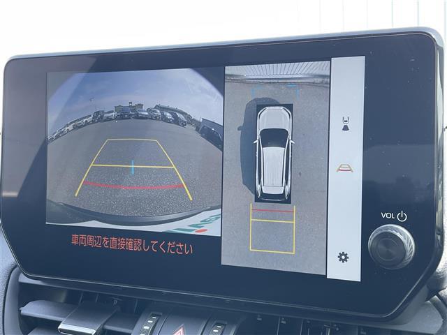 【パノラミックビューモニター】上から見下ろしたように駐車が可能です。安心して縦列駐車も可能です。