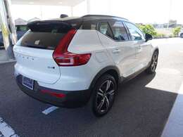 経験豊かなメカニックによる整備でお車自体の状態はもちろん、商品展示前に社内『商品化センター』にて内・外装共に良質な状態に磨き上げ、お車をご提供出来る様、運営しております。