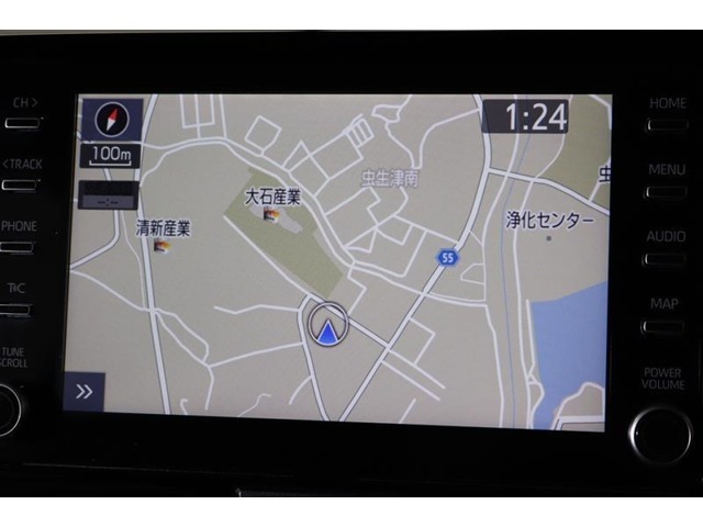 ナビ付きで遠くのドライブでも安心して目的地まで案内してくれます。