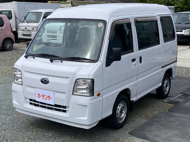 商用車から軽自動車まで車のことなら何でもお任せください。特に商用車に関しては、長年の知識と技術により仕上げますので、安心してお乗りいただけます。