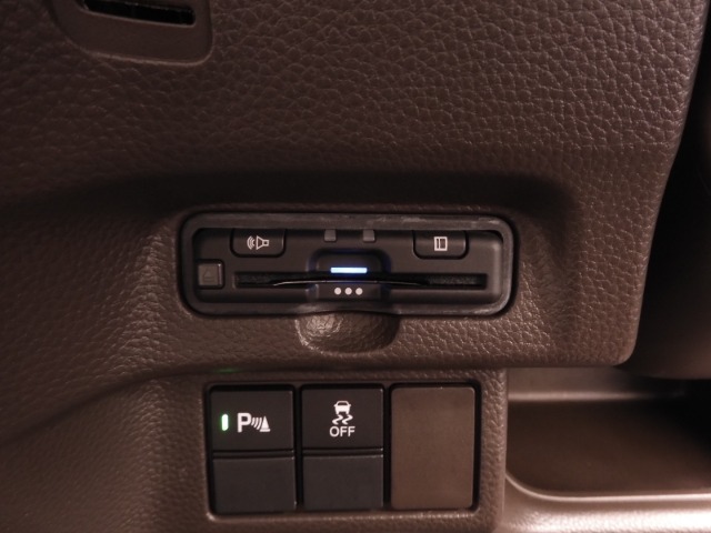 ◆ETC車載器　装備車◆今や必需品のETC！有料道路を利用する際にスムースに通過でき、わずらわしい料金支払いから開放されます！