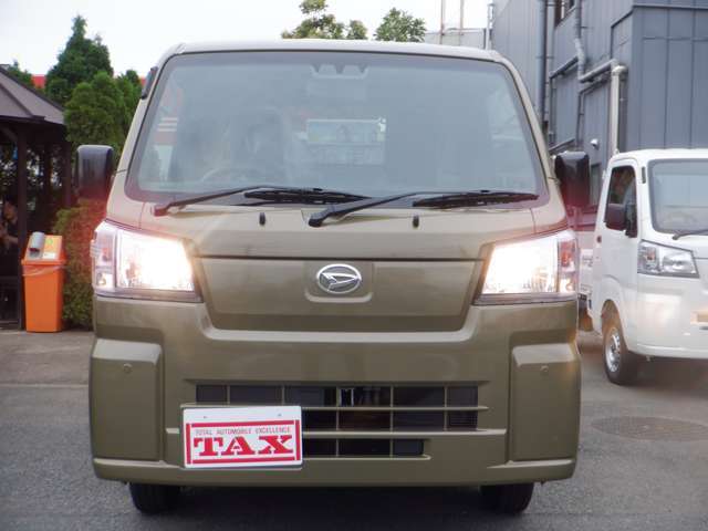 【当社は、ご購入後のお付き合いを大切に致します】　お車に関しては全てお任せ頂ける整備工場、設備を完備しております。些細なことでもお気軽にご連絡下さい。