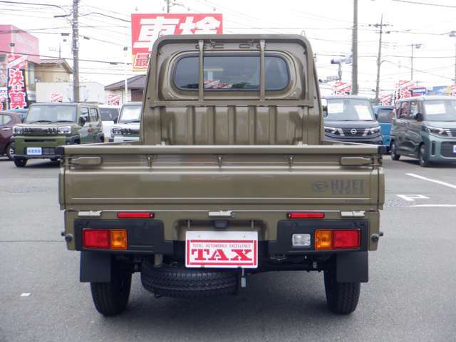 人気の登録済・届出済未使用車やおすすめ中古車を展示中！！各社メーカーの人気の軽自動車・小型車・普通車・大型車まで高須自動車にお任せ下さい！！日々新しい展示車両が続々入荷中です！！