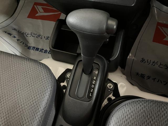 人気のオートマチックの軽トラックです☆