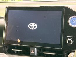 【ディスプレイオーディオ】視認性が高いディスプレイオーディオを装備♪操作性も良好で直感的なソース選択が可能です。