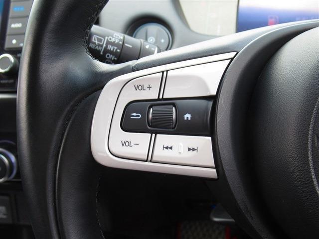 ホンダセンシング・純正9インチナビ・バックカメラ・フルセグTV・CD/DVD再生・Bluetooth・ACC・LKA・コーナーセンサー・LEDヘッドライト・オートHIビーム・ハーフレザーシート