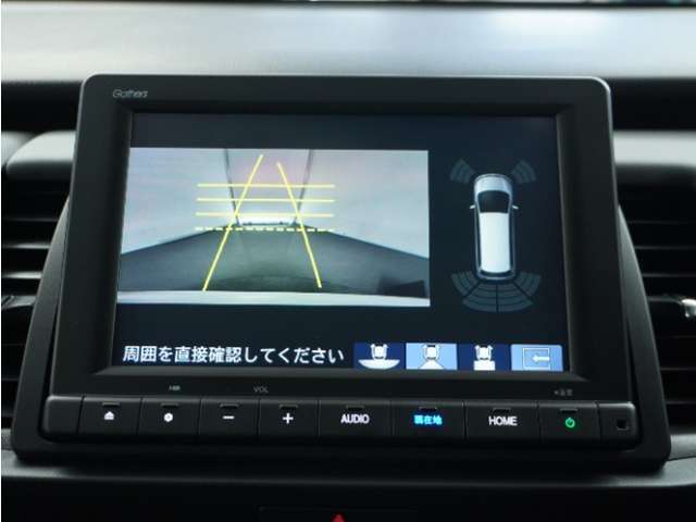 ◆バックカメラ◆リバースにするだけで映ります、後方の安全確認や、狭い駐車場での車庫入れ、雨の日や夜間など視界の悪い時に便利です！安全にバックする為には欠かせない装備です。
