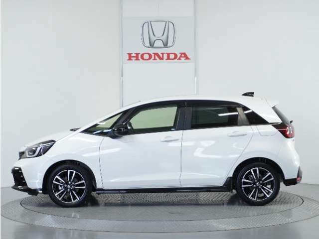 ◆メンテナンスパック（まかせチャオ）◆法定点検や車検、Hondaが推奨する点検に加えて、エンジンオイル・オイルフィルター等の交換をパックにしたのがまかせチャオです。