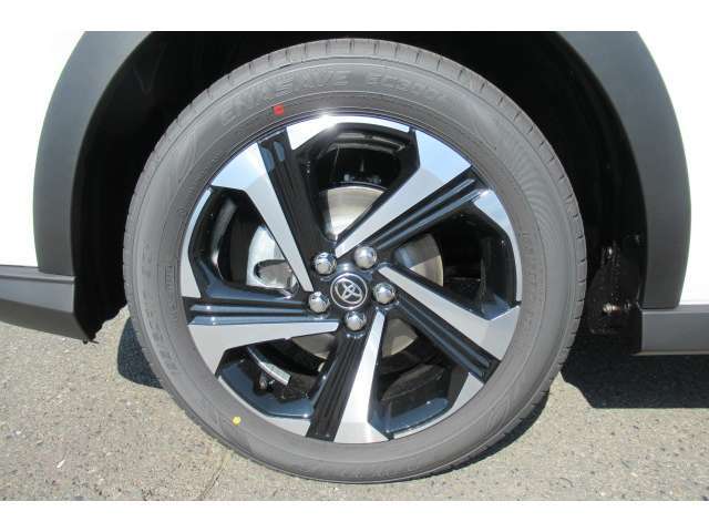 高崎・駒形バイパス線沿いにございまして、大きな展示場が目印です。