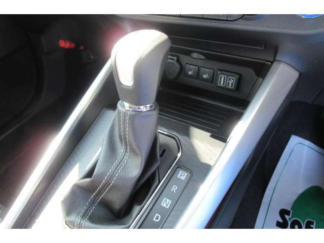 中古車業界の健全化をめざし活動しているJU（社団法人日本中古自動車販売協会連合会）が実施しています。