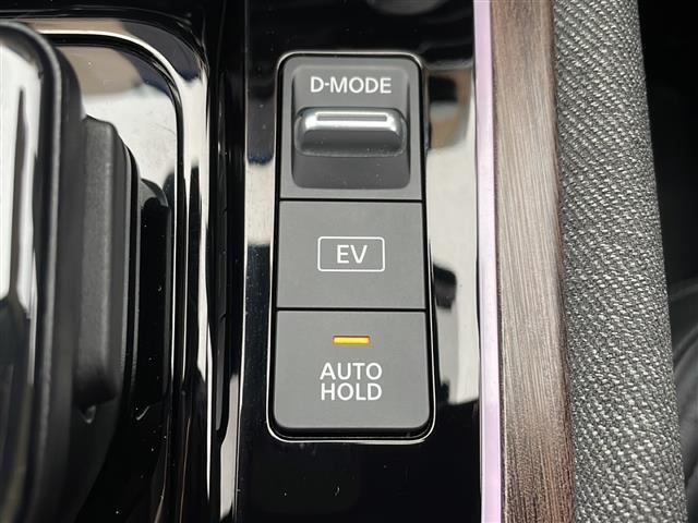 【付属品】このクルマ限定で使える装備品が付いています！使い方などはぜひ実際に店舗にお越しいただき、専門スタッフにお尋ねください！