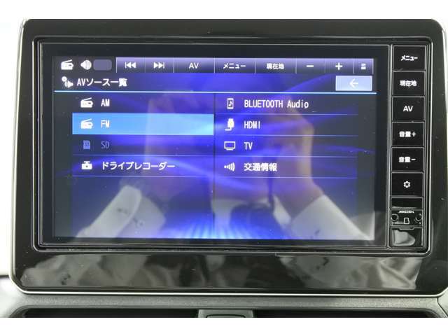 フルセグTV・Bluetooth接続機能有り！お気に入りの音楽でドライブも楽しめます！