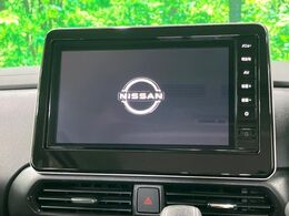 【メーカー純正9インチナビ】インテリアに溶け込むスタイリッシュな「専用設計」メーカーナビを装備♪視認性や操作性など基本性能にも優れ、より上質なカーライフをお楽しみいただけます。