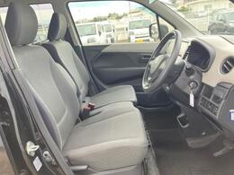 「この車の写真をもっと見たい」「状態が気になる」「この装備はついている？」どんな小さな疑問でもお気軽にお問い合わせください！