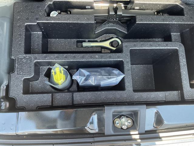 修理キット付き工具入れ