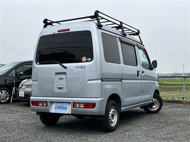 皆様に『綺麗ですね☆』と言って頂けるよう展示車のクリーニングに力を入れております！シートは専用バキュームにて仕上げております。専門スタッフがおりますので、他店に負けない自信があります！