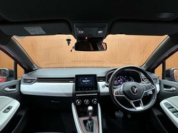 BMW、メルセデス、アウディといったドイツのプレミアムブランド中心とした、各種輸入車ブランドを同時に較べることができます。