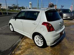 全車、外装はポリッシャーにて総磨き済み♪小さなキズも見逃しません♪