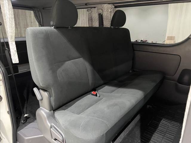 ☆運転席側2列目シート