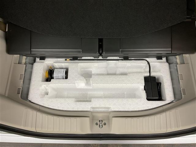 自社指定工場「ハヤブサ車検」も併設しております。納車後も安心してお任せください。