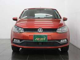 後期モデル　純正ナビ　フルセグ　Bluetooth　Bカメラ　ETC　LEDヘッドライト　オートライト　フォグランプ　アダプティブクルーズコントロール　衝突被害軽減ブレーキ　オートエアコン　アームレスト　純正AW