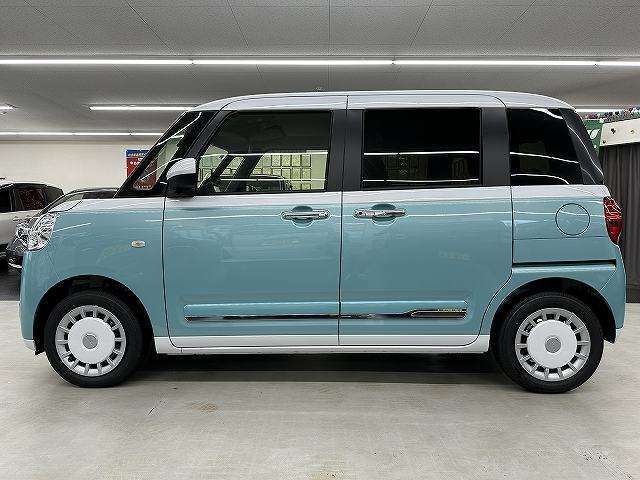 国産、輸入車を問わず提携工場にて熟練の整備士さんがしっかりご納車の整備をいたします。もちろん、ご納車後の修理や車検も承ります。お気軽にご相談下さい。