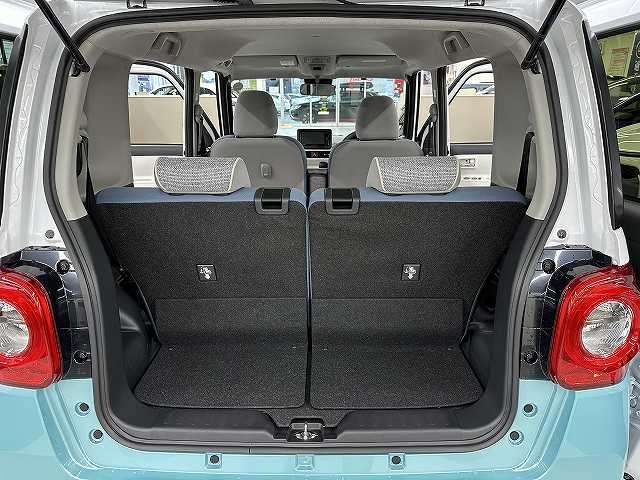 カーセブン3つの安心宣言！1.車の素性が明確！2.不安を一掃！3.第三者機関の査定済み！お客様がご購入の際に不安が無い様に準備をしております。詳しい内容は次の写真をご覧下さい！