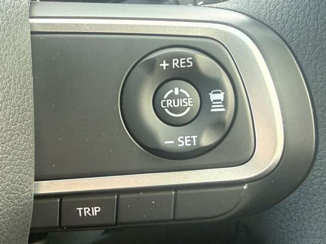 グループ全店敷地内に　陸運局認証工場　または　指定工場完備！！国家資格車検検査員を持った整備士による整備。さらにステレオ・エアコン等走行に関係の無い所も不具合箇所が有れば修理してご納車致します☆