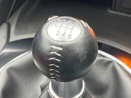 【フロア6速MT】走りの6速MT！！スポーティーな走行をお楽しみいただけます♪