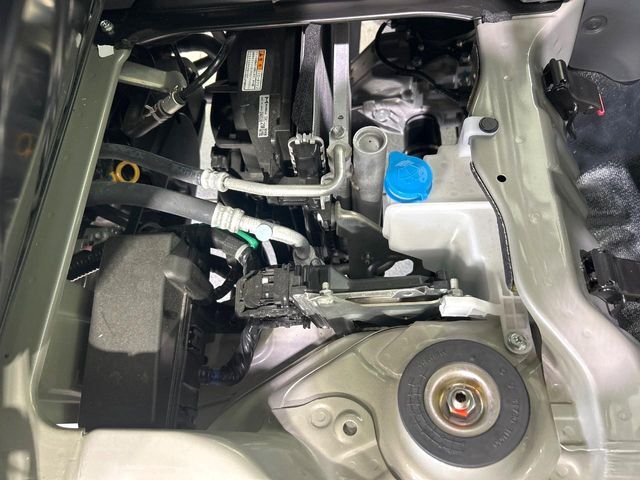 親切・丁寧な専門メカニックスタッフが応対！・車検・点検整備・事故等の修理などアフターサービスも安心。お車のカスタマイズもネクステージのサービススタッフまでご相談ください！
