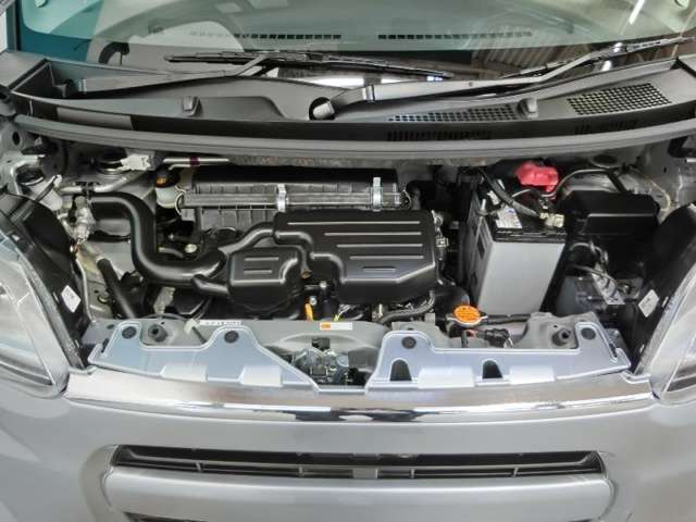 エンジンルームは、隅々までクリーニング済み！自信をもってお勧めできるよになってます！(^^)！