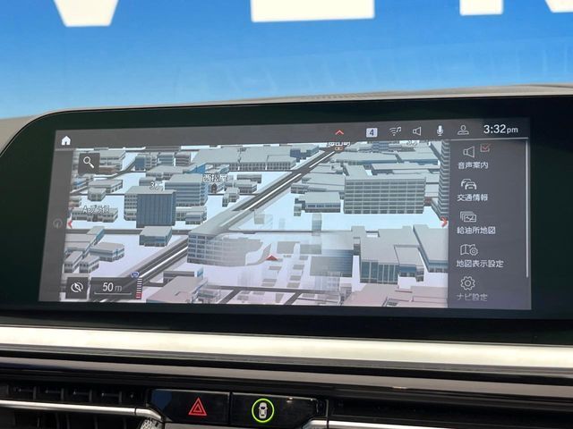 ●純正ナビ:一体感のあるナビは、高級感ある車内を演出してくれます。オーディオ機能も充実しておりますので、運転もより楽しめます♪