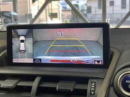 【アラウンドビューモニター】を装備で駐車が苦手な方でも安心です。